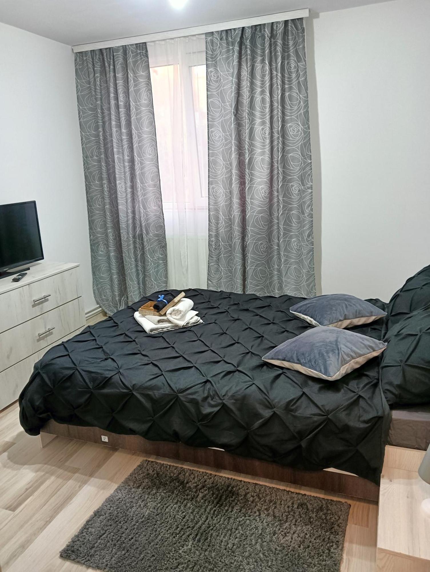 Apartament Hd Hunedoara Buitenkant foto
